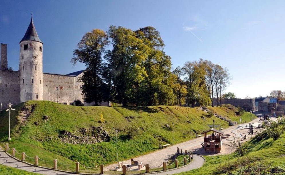 Haapsalu Castle &amp; Episcopal Castle, Haapsalu, Lääne County, Estonia